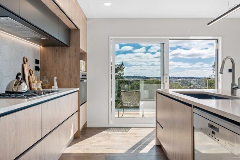 Photo of property in 185b Browns Bay Road, Browns Bay, Auckland, 0630