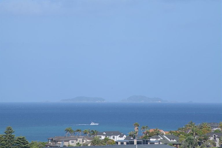 Photo of property in 3 Copper Lane, Long Bay, Auckland, 0630