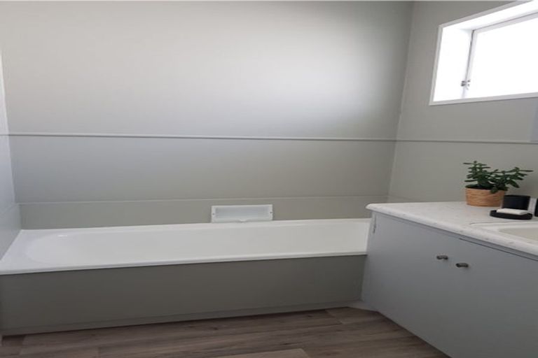 Photo of property in 26 Callender Terrace, Paraparaumu Beach, Paraparaumu, 5032