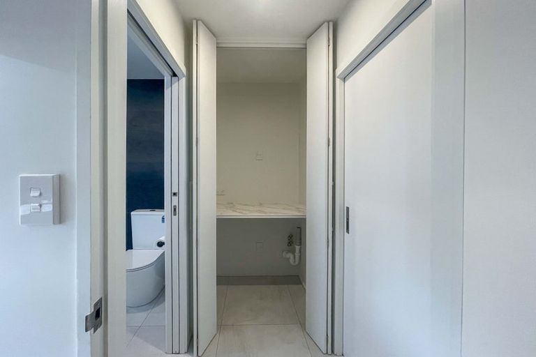 Photo of property in 8a Roa Road, Fendalton, Christchurch, 8041