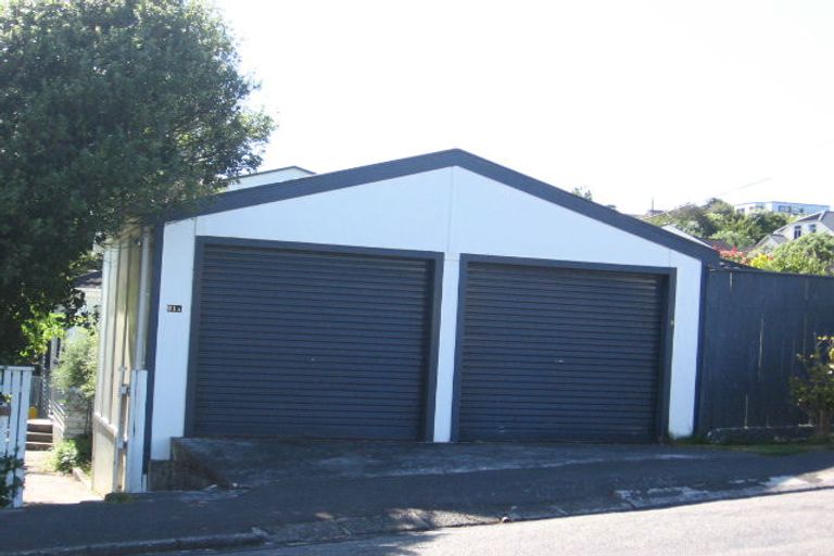 Photo of property in 21a Ngatoto Street, Khandallah, Wellington, 6035