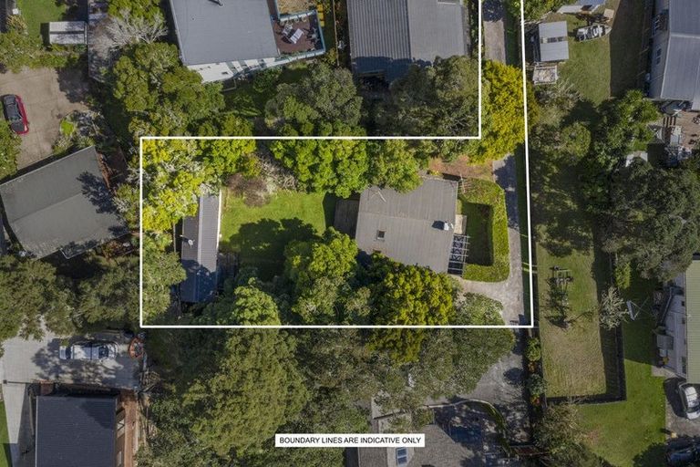 Photo of property in 110a Atkinson Road, Titirangi, Auckland, 0604