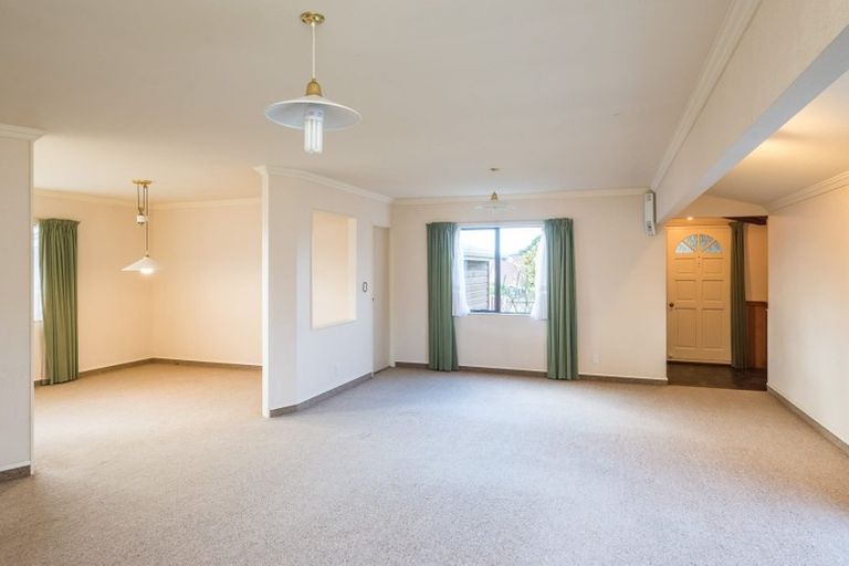 Photo of property in 10 Saint James Court, Paraparaumu, 5032