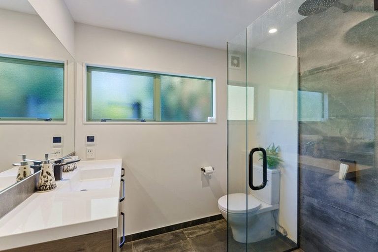 Photo of property in 80 Greendale Drive, Otaihanga, Paraparaumu, 5036