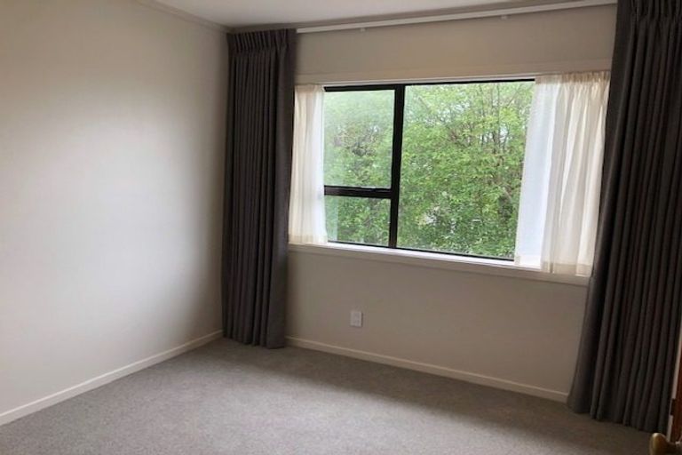 Photo of property in 2/48 Bayswater Avenue, Bayswater, Auckland, 0622