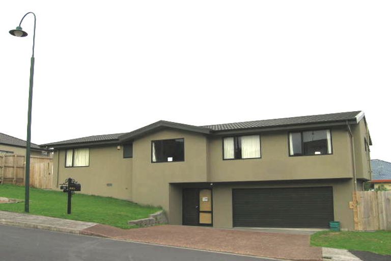 Photo of property in 15 San Domingo Rise, Henderson, Auckland, 0612