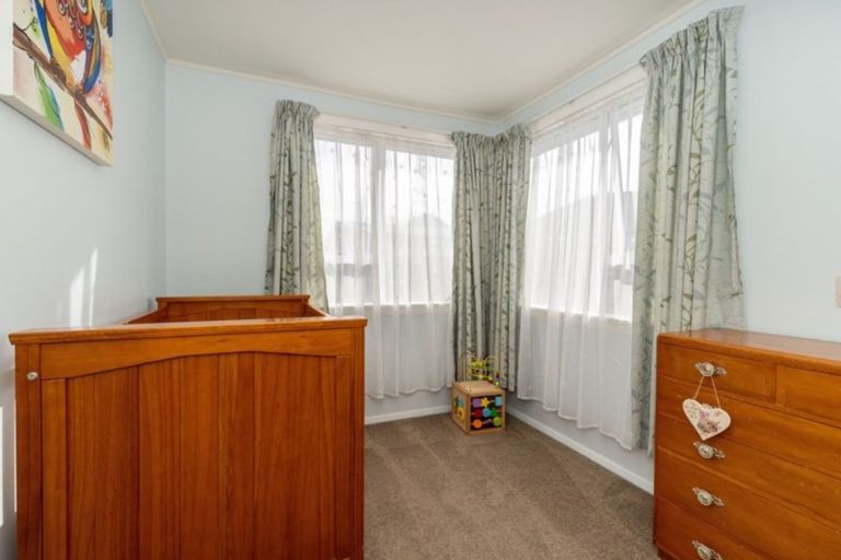 Photo of property in 44 Mortlake Street, Islington, Christchurch, 8042