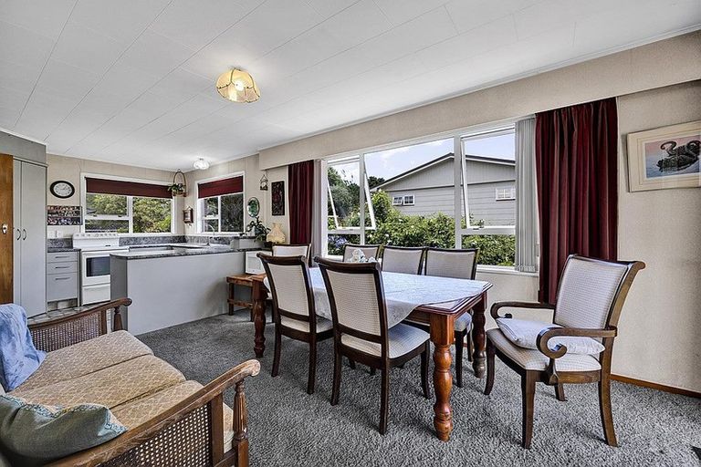 Photo of property in 55 Broadway, Stratford, 4332