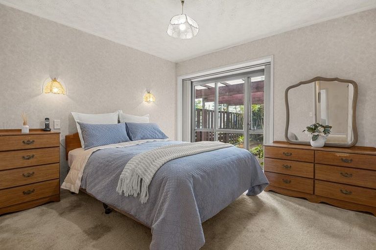 Photo of property in 2/4 Beach Road, Orewa, 0931