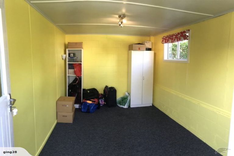 Photo of property in 101 Awanui Street, Merrilands, New Plymouth, 4312