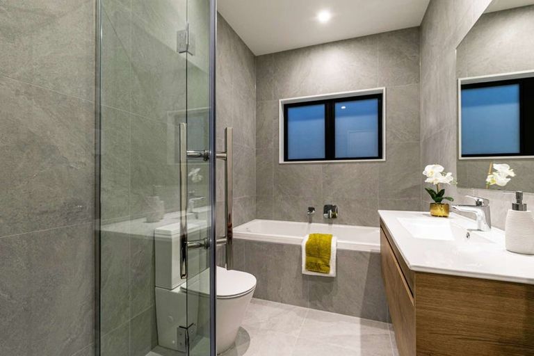 Photo of property in 20 Spark Road, Wainui, 0932