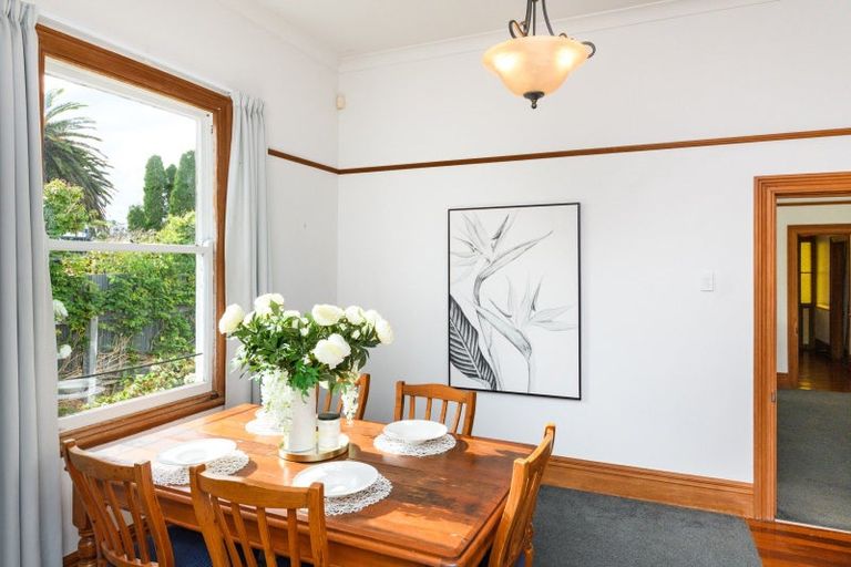 Photo of property in 70 Linton Street, West End, Palmerston North, 4410