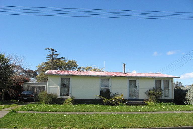 Photo of property in 10 Waitere Street, Marton, 4710
