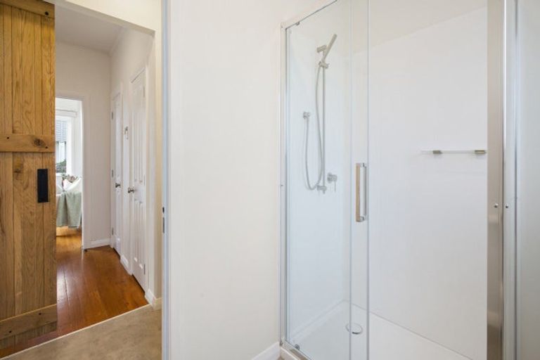 Photo of property in 19 Dublin Street, Pukekohe, 2120