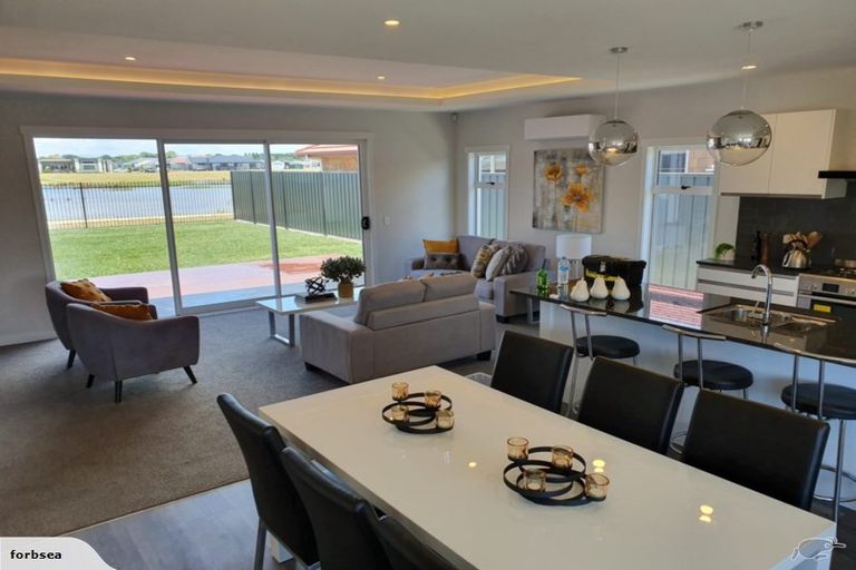 Photo of property in 7 Hurunui Drive, Te Awa, Napier, 4110