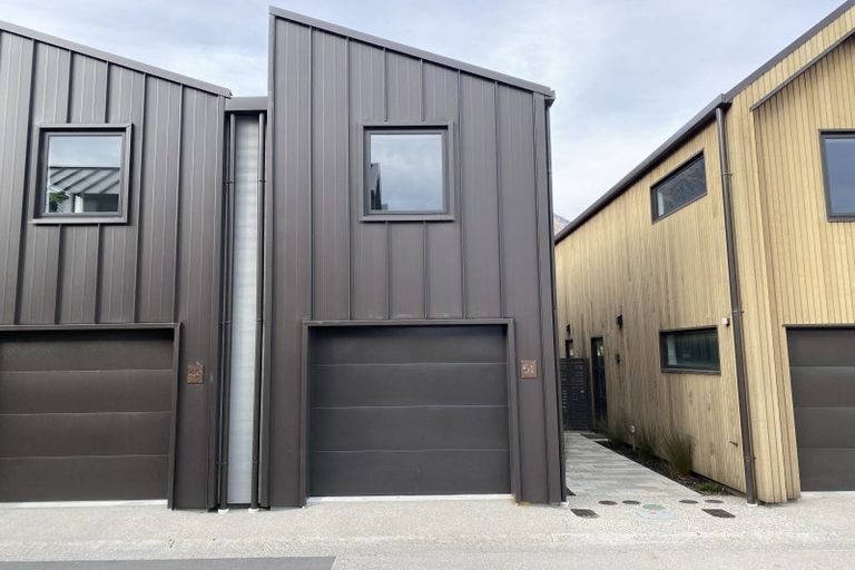 Photo of property in 51 Ryan Loop, Jacks Point, 9371