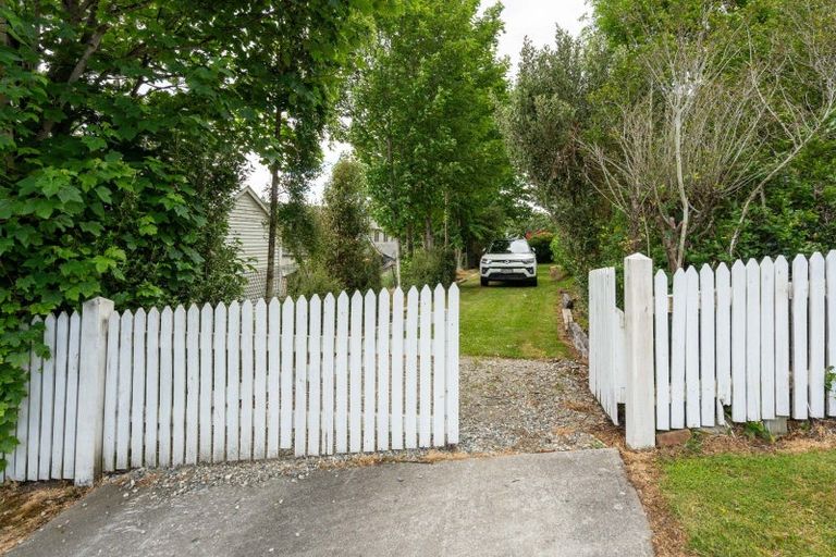 Photo of property in 21 Peel Street, Lawrence, 9532