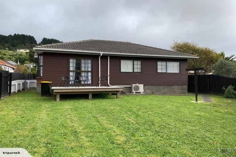 Photo of property in 342c Main Road, Tawa, Wellington, 5028