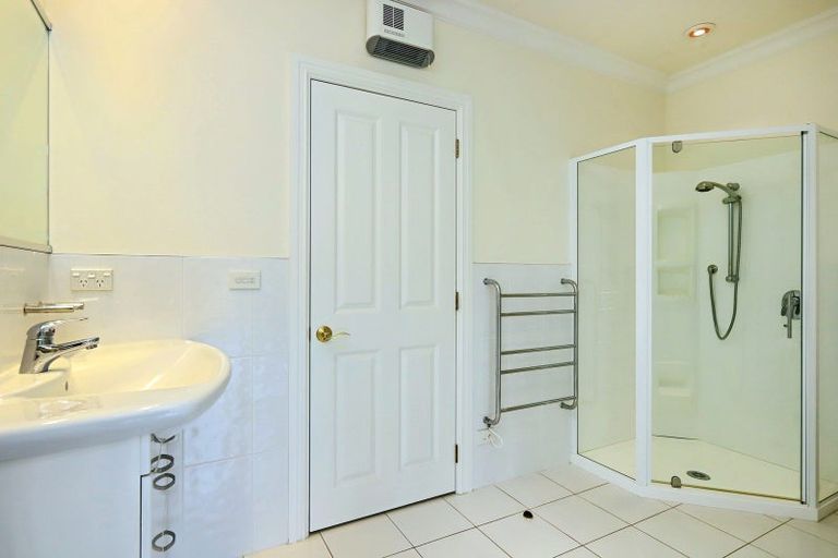 Photo of property in 109 Kent Terrace, Taradale, Napier, 4112