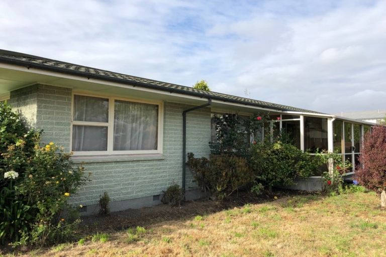 Photo of property in 1 Siska Place, Upper Riccarton, Christchurch, 8041