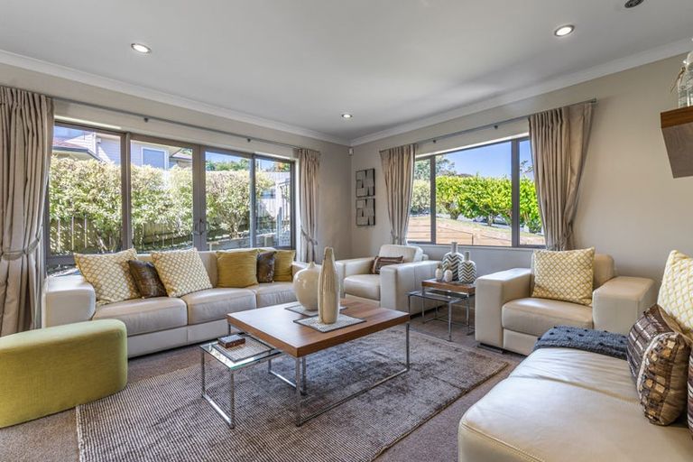 Photo of property in 117a Glendhu Road, Bayview, Auckland, 0629