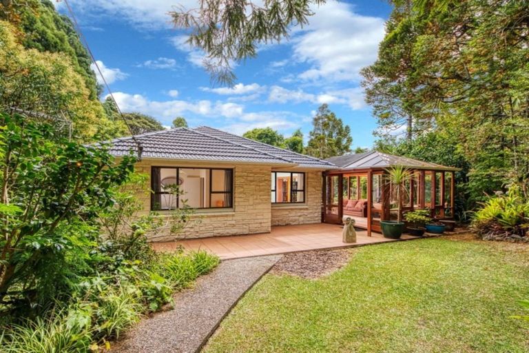 Photo of property in 357 Titirangi Road, Titirangi, Auckland, 0604