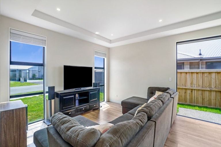 Photo of property in 41 Nethercote Way, Rolleston, 7614