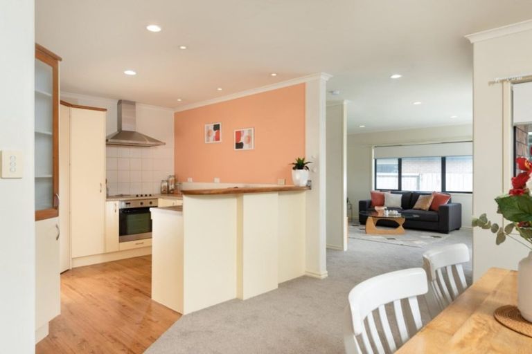 Photo of property in 35 Madeleine Terrace, Papamoa Beach, Papamoa, 3118