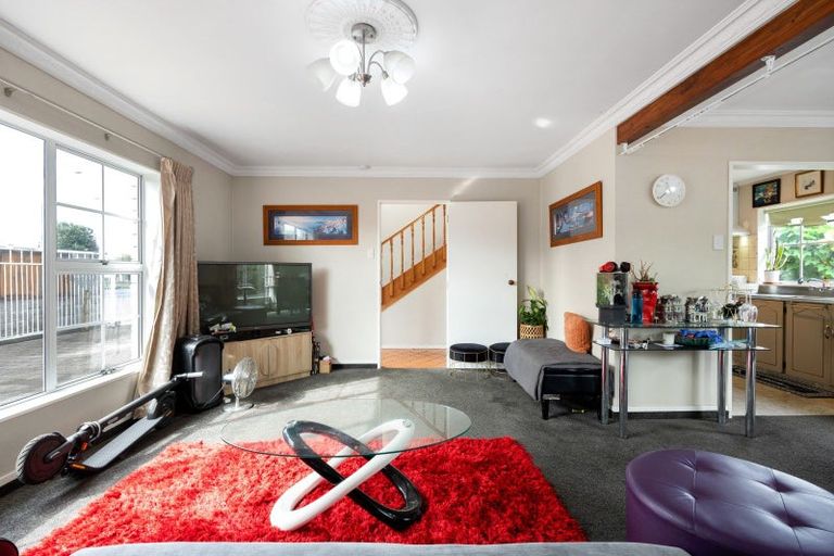 Photo of property in 2/165 River Road, Hamilton East, Hamilton, 3216