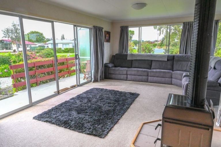 Photo of property in 11 Centennial Avenue, Balclutha, 9230