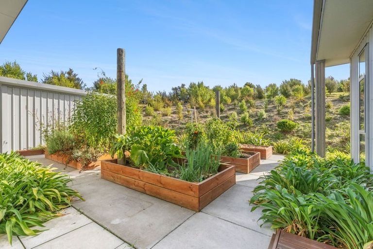 Photo of property in 140 Horton Road, Tasman, Upper Moutere, 7173