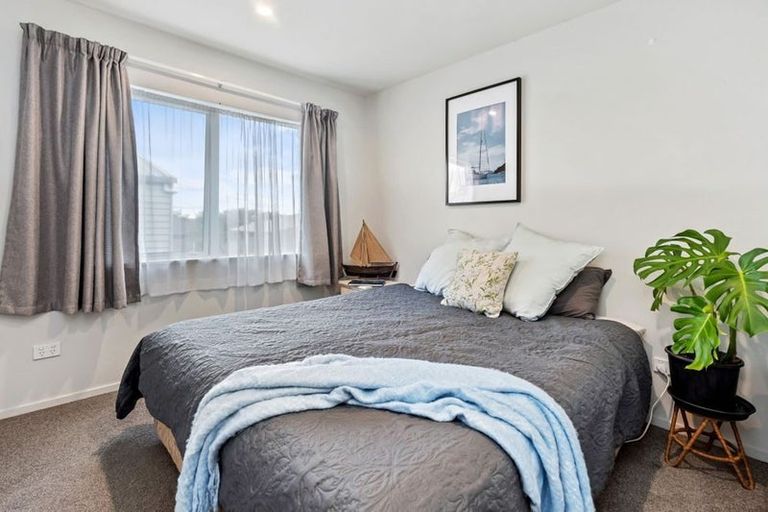 Photo of property in 12 Dune Lake Place, Ruakaka, 0116