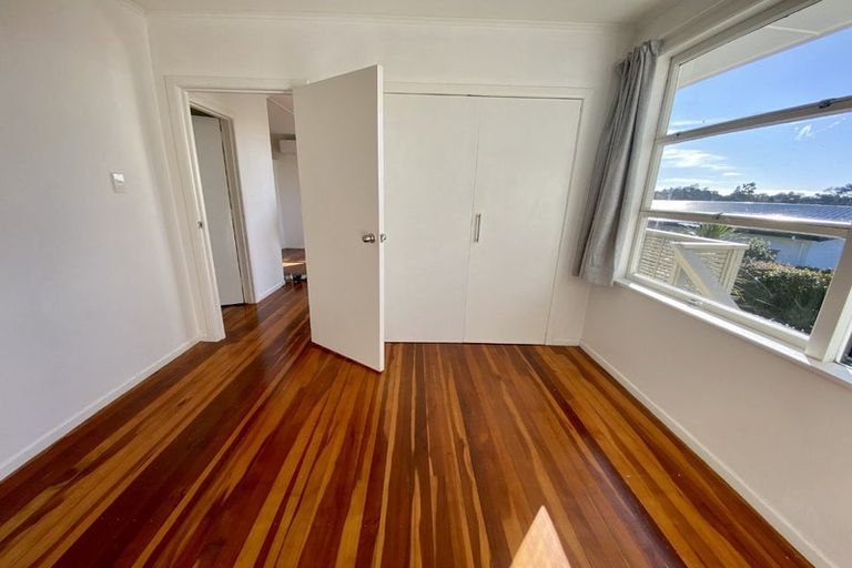 Photo of property in 3/165 Hinemoa Street, Birkenhead, Auckland, 0626