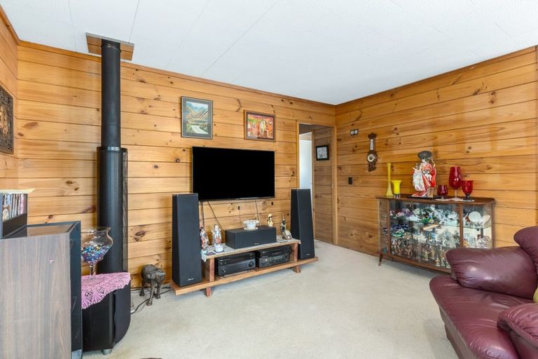 Photo of property in 69a Mana Esplanade, Paremata, Porirua, 5026