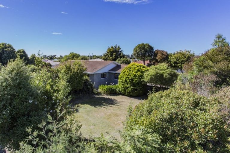 Photo of property in 10 Morris Road, Amberley, 7410