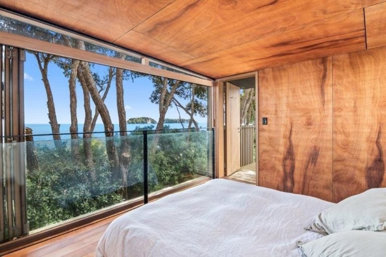 Photo of property in 12 Peninsula Road, Tata Beach, Takaka, 7183