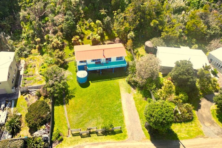 Photo of property in 24 Koutu Beach Road, Opononi, Kaikohe, 0473