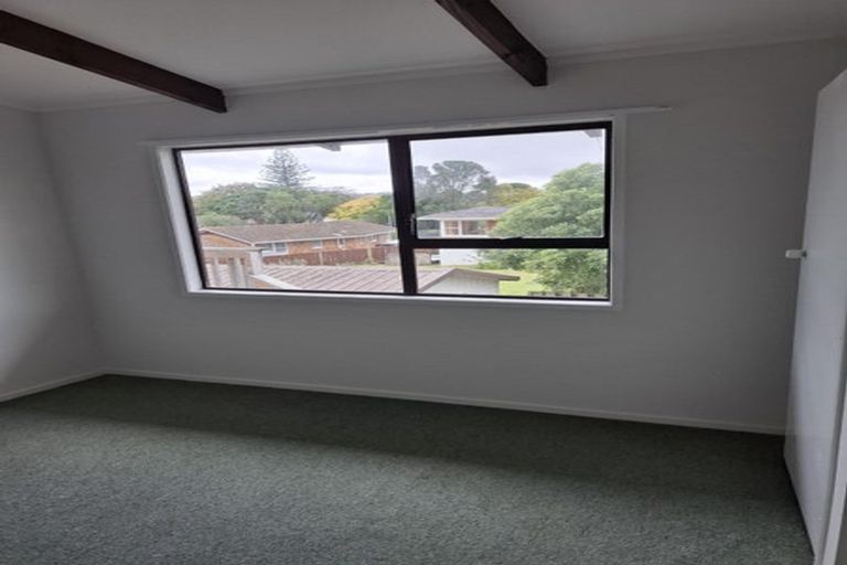 Photo of property in 2/8 Ambury Road, Mangere Bridge, Auckland, 2022