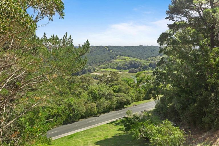 Photo of property in 150 Wade River Road, Wade Heads, Whangaparaoa, 0932