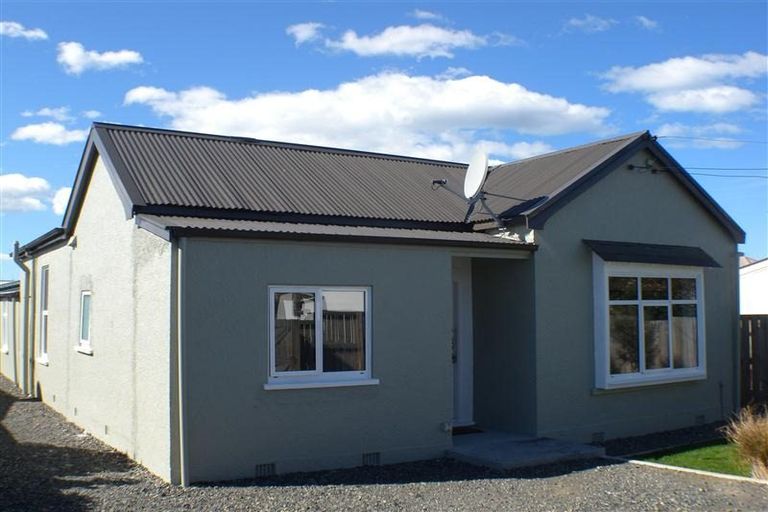 Photo of property in 17 Bradshaw Street, South Dunedin, Dunedin, 9012