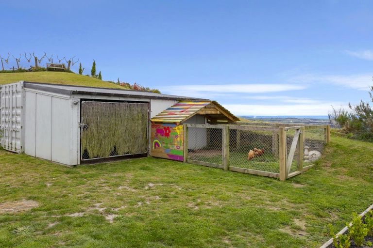 Photo of property in 48 Edge Hill, Acacia Bay, Taupo, 3385