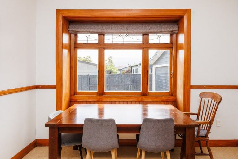 Photo of property in 6 Rosalie Terrace, Kelvin Grove, Palmerston North, 4414