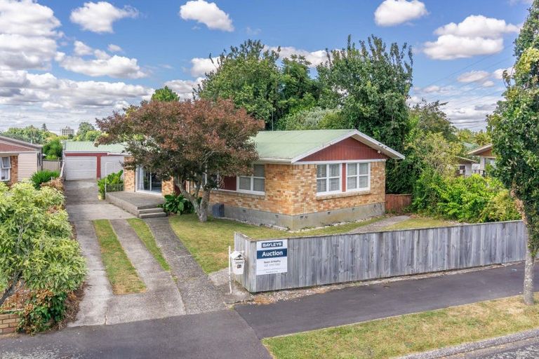 Photo of property in 31 Northolt Road, Fairview Downs, Hamilton, 3214
