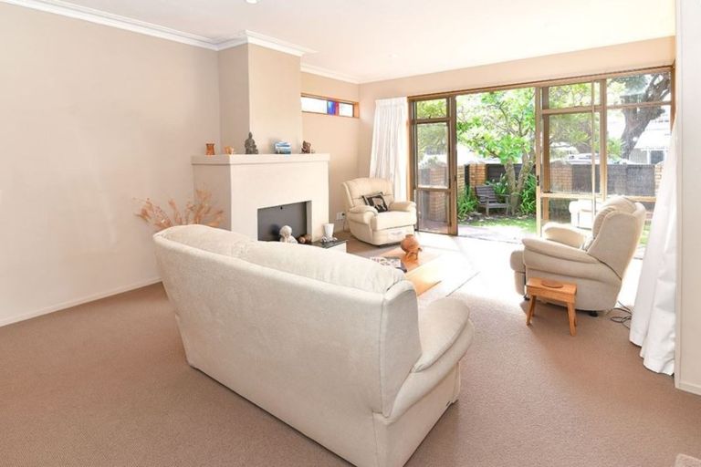 Photo of property in 441 Hibiscus Coast Highway, Orewa, 0931