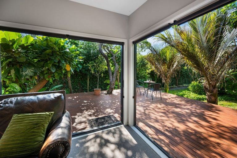 Photo of property in 6 Hall Street, Napier South, Napier, 4110