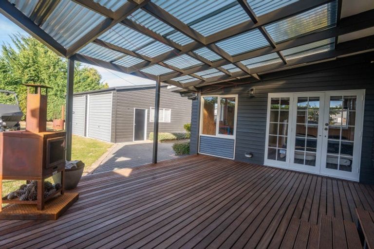 Photo of property in 14 Parata Street, Two Mile Bay, Taupo, 3330