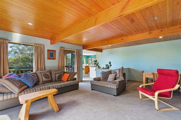 Photo of property in 8 Kentallen Terrace, Hillsborough, Christchurch, 8022