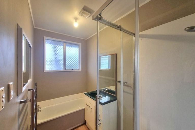 Photo of property in 18 Chums Road, Paraparaumu Beach, Paraparaumu, 5032