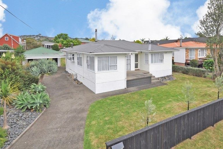Photo of property in 8 Beresford Street, Pukekohe, 2120