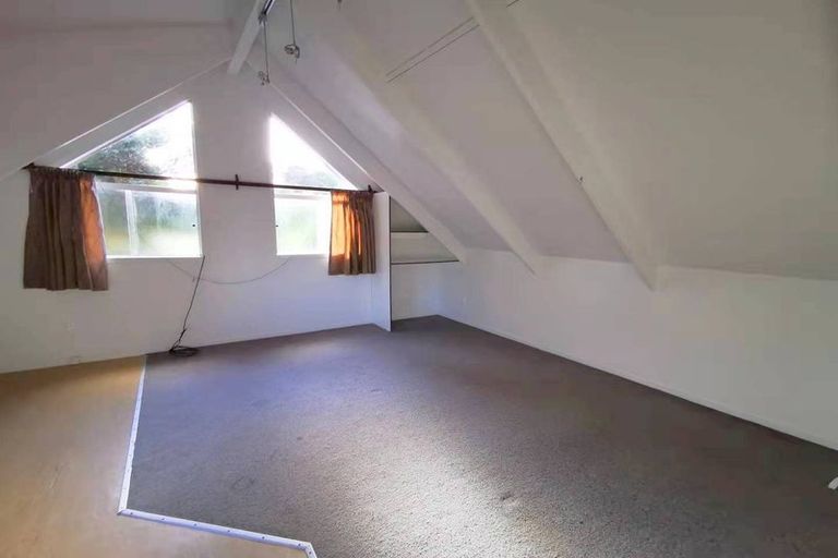 Photo of property in 30 Darcy Place, Massey, Auckland, 0614